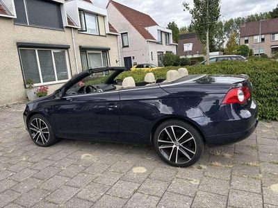 VW Eos