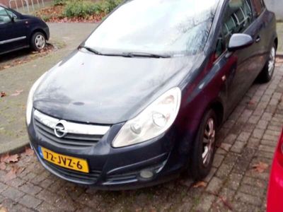 tweedehands Opel Corsa 1.2-16V Edition