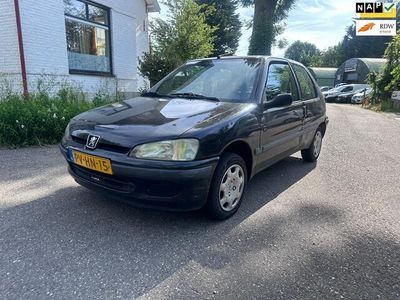 Peugeot 106