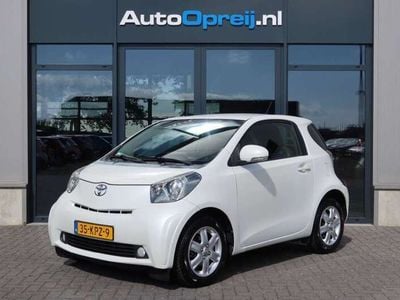 Toyota iQ