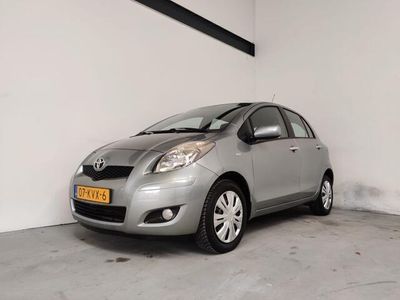 tweedehands Toyota Yaris 1.3 VVTi Aspiration airco lage km.