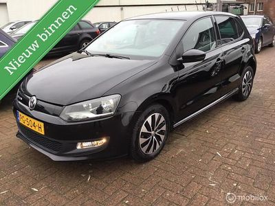 Zwart Gebruikt 2017 VW Polo Edition Hatchback | € 9.400 (Goede deal)