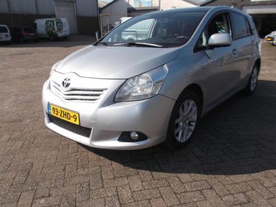 tweedehands Toyota Verso 1.6 VVT-i Business airco navi panodak achteruitrij camera eerste eig