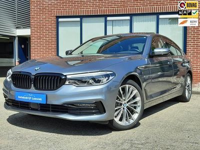 tweedehands BMW 530 5-SERIE i xDrive High Executive Edition Luxury Line Full Options M-Stuur Glazen Dak Adaptieve Cruise Control Trekhaak etc