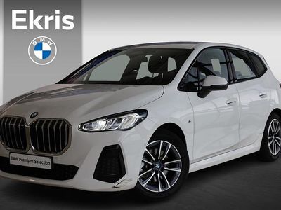 Wit Gebruikt 2025 BMW 220 M Sport Stationwagen | € 42.900 (Iets duurder)