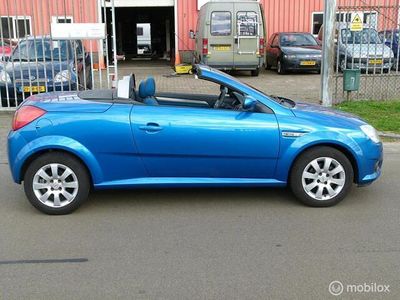 Blauw Occasion 2005 Opel Tigra Enjoy Cabriolet | € 1.650 (Eerlijke prijs)