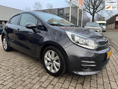 Occasion Kia Rio 86 PK (63 kW) 2016 Grijs (metallic) Hatchback
