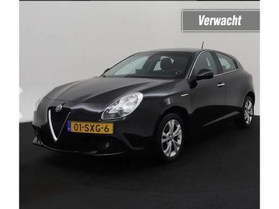 Zwart Occasion 2012 Alfa Romeo Giulietta Distinctive Hatchback | € 9.245 (Iets duurder)
