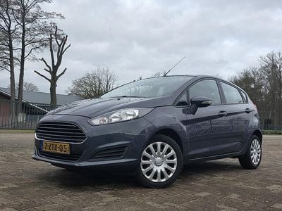 Occasion Ford Fiesta Style 65 PK (47 kW) 2015 Grijs Hatchback