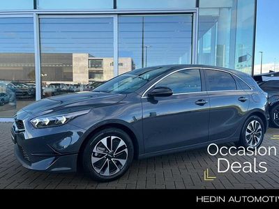 Grijs Occasion 2025 Kia Ceed Hatchback | € 27.945 (Iets duurder)