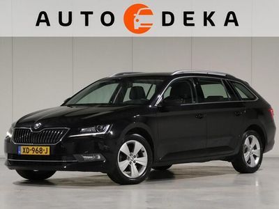 tweedehands Skoda Superb Combi 2.0 TDI Ambition Automaat *Leder*Trekhaak*Pa