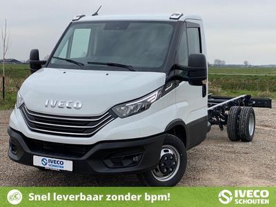 tweedehands Iveco Daily 40C18HA8 AUTOMAAT Chassis Cabine WB 3750