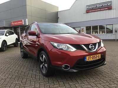 Rood Gebruikt 2015 Nissan Qashqai Pack SUV | € 9.950 (Eerlijke prijs)
