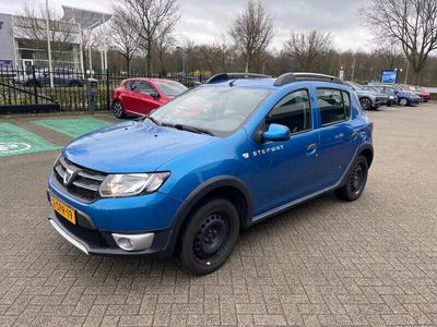 tweedehands Dacia Sandero 0.9 TCe 90 Stepway Lauréate | Trekhaak |