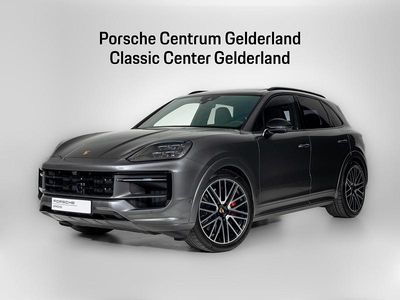 Grijs Occasion 2025 Porsche Cayenne S E-Hybrid SUV | € 154.900