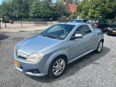 tweedehands Opel Tigra TwinTop 1.4-16V Linea Rosso !NAVI! AIRCO!