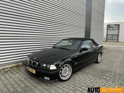 Occasion BMW 318 Cabriolet Exclusive 116 PK (85 kW) 1998 Zwart Cabriolet