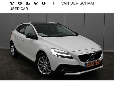 Occasion Volvo V40 154 PK (113 kW) 2019 Wit Hatchback
