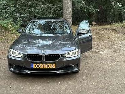 Bruin Gebruikt 2012 BMW 328 Executive Sedan | € 9.750 (Goede deal)