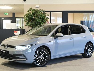 Grijs Occasion 2020 VW Golf VIII Style Hatchback | € 19.950 (Eerlijke prijs)