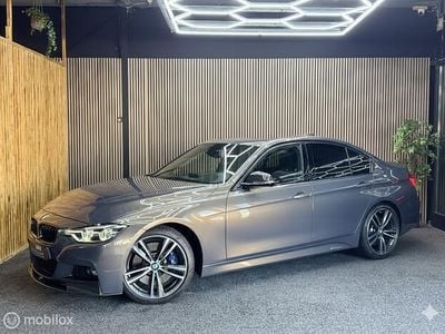 Wit Occasion 2016 BMW 340 M Sport Sedan | € 37.900