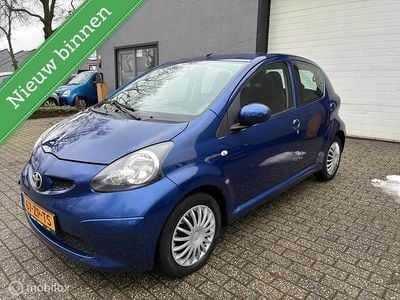 Occasion Toyota Aygo 68 PK (50 kW) 2008 Blauw Hatchback