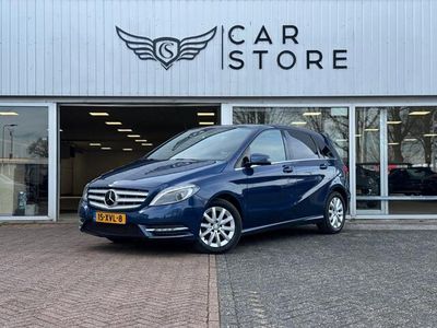 tweedehands Mercedes B180 Ambition / XENON LED / ADAP. CRUISE / LEDER / PDC