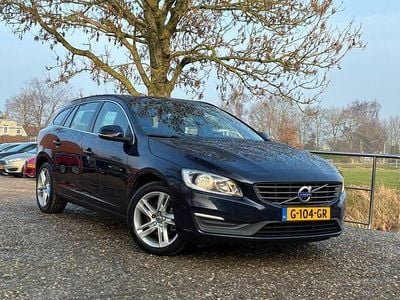 Blauw Occasion 2015 Volvo V60 Summum Stationwagen | € 6.975 (Goede deal)