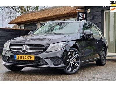 Zwart Gebruikt 2020 Mercedes C300e Luxury Stationwagen | € 28.999 (Iets duurder)