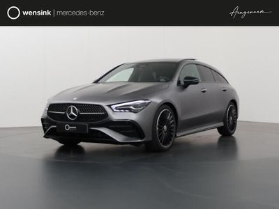 tweedehands Mercedes CLA180 Shooting Brake AMG Line | Night | Panoramadak | Sfeerverlichting | Parkeercamera | Stoelverwarming |