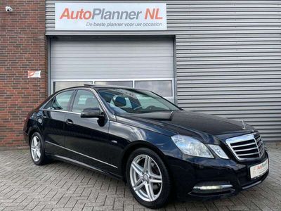 tweedehands Mercedes E200 Avantgarde! Schuifdak! Xenon!