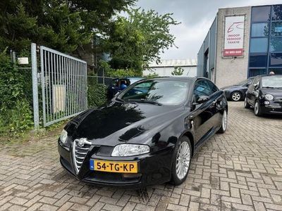 Zwart Gebruikt 2006 Alfa Romeo GT Coupé | € 4.995 (Duur)