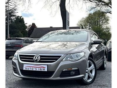 Grijs Occasion 2011 VW Passat Sedan | € 9.999
