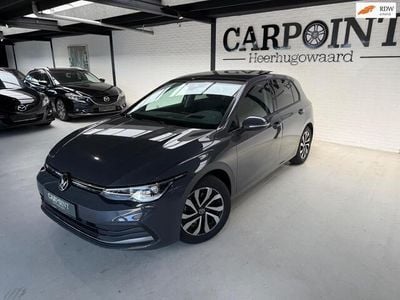 Grijs Gebruikt 2022 VW Golf VIII Active Hatchback | € 26.950 (Eerlijke prijs)