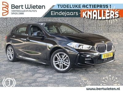 Zwart Gebruikt 2023 BMW 118 M Sport Hatchback | € 25.940 (Eerlijke prijs)