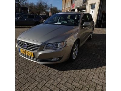 Occasion Volvo V70 Momentum 136 PK (100 kW) 2015 Grijs (metallic) Stationwagen