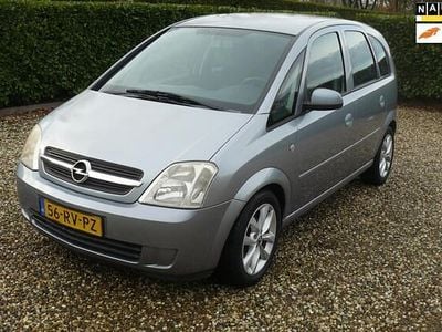 Grijs Gebruikt 2005 Opel Meriva Enjoy MPV | € 1.250 (Goede deal)