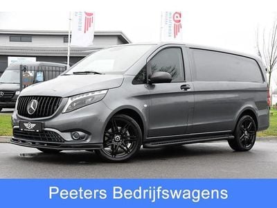 Grijs (metallic) Gebruikt 2023 Mercedes Vito AMG Van | € 41.950