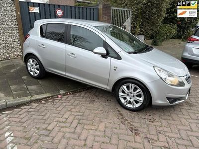 tweedehands Opel Corsa 1.0-12V '111' Edition|5DRS|Airco|PDC