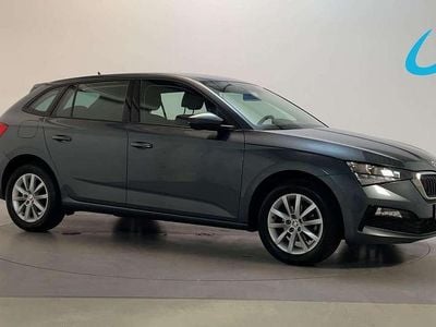 Grijs Gebruikt 2021 Skoda Scala Ambition Hatchback | € 14.250 (Eerlijke prijs)