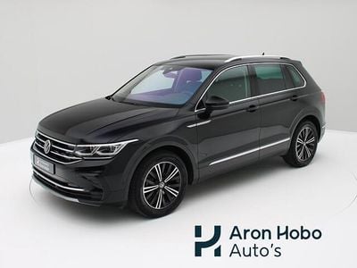 Zwart Gebruikt 2021 VW Tiguan Elegance SUV | € 30.950 (Goede deal)