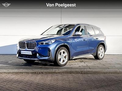 Phytonicblau Gebruikt 2023 BMW iX1 xLine SUV | € 41.900 (Eerlijke prijs)