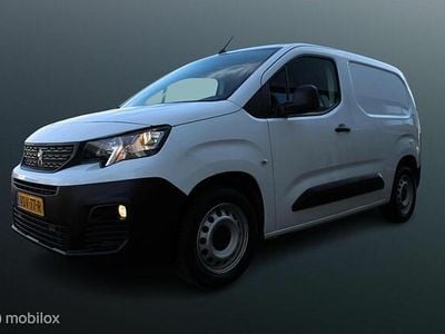 Wit Gebruikt 2020 Peugeot Partner Premium MPV | € 8.888 (Super prijs)