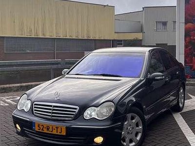 Zwart Gebruikt 2005 Mercedes C200 Elegance Sedan | € 6.950 (Duur)
