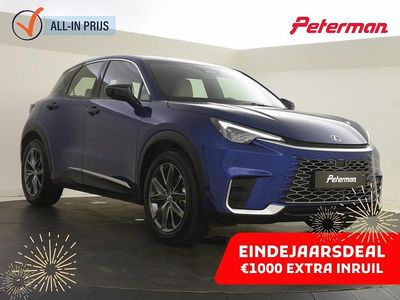 Blauw, metallic lak Gebruikt 2024 Lexus LBX SUV | € 36.899 (Eerlijke prijs)