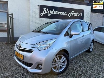 Grijs Occasion 2012 Toyota Verso-S MPV | € 8.950 (Eerlijke prijs)