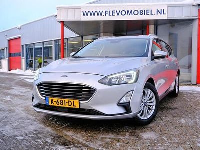 Grijs (metallic) Gebruikt 2020 Ford Focus Business Edition Stationwagen | € 13.450 (Eerlijke prijs)