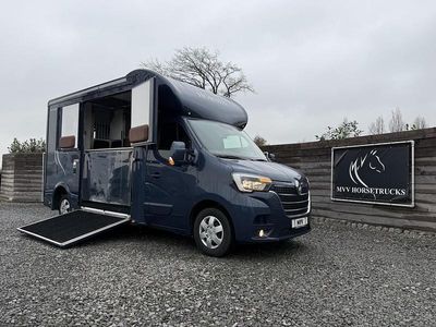 Occasion Renault Master 165 PK (121 kW) 2024 Blauw Cabriolet