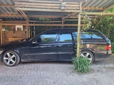 Mercedes E220