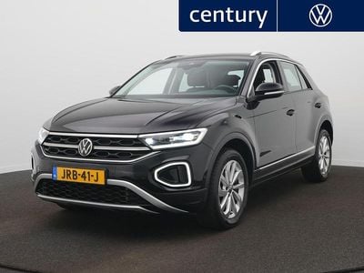 Zwart Occasion 2025 VW T-Roc Style SUV | € 25.900 (Super prijs)